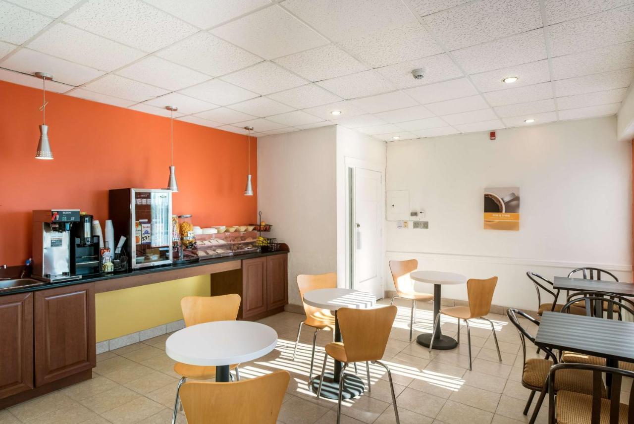 Motel 6-Moncton, Nb ภายนอก รูปภาพ